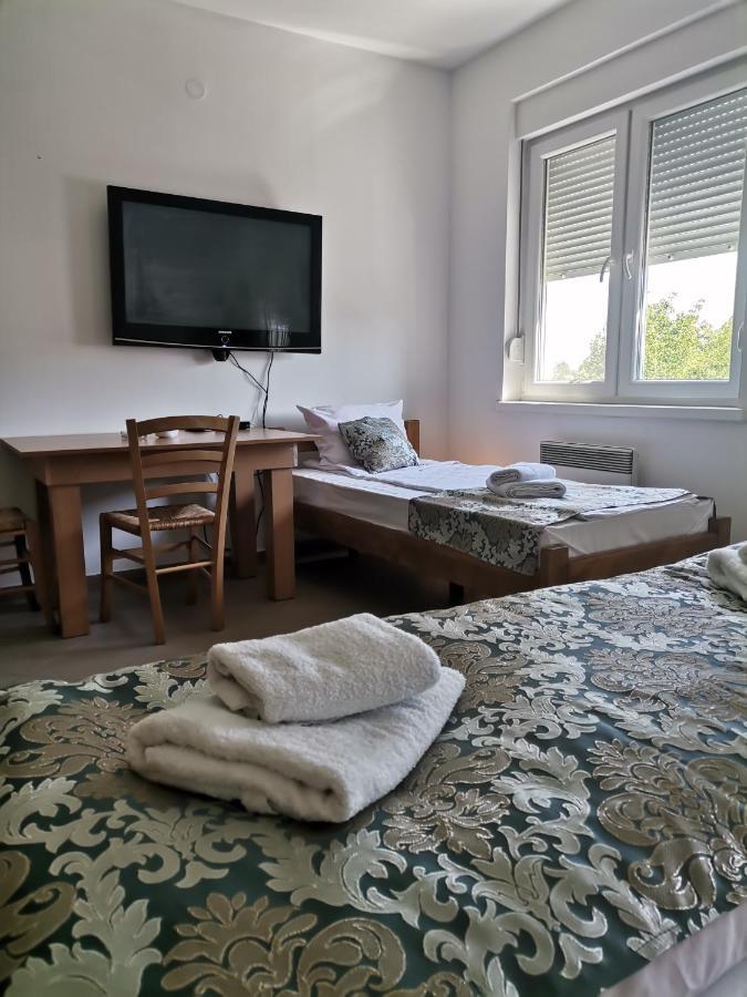 Apartmani - Vila Kovilje Banja Koviljača Εξωτερικό φωτογραφία
