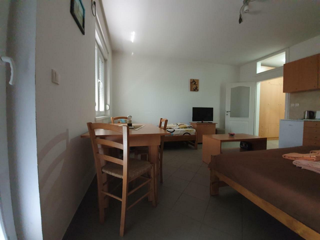 Apartmani - Vila Kovilje Banja Koviljača Εξωτερικό φωτογραφία